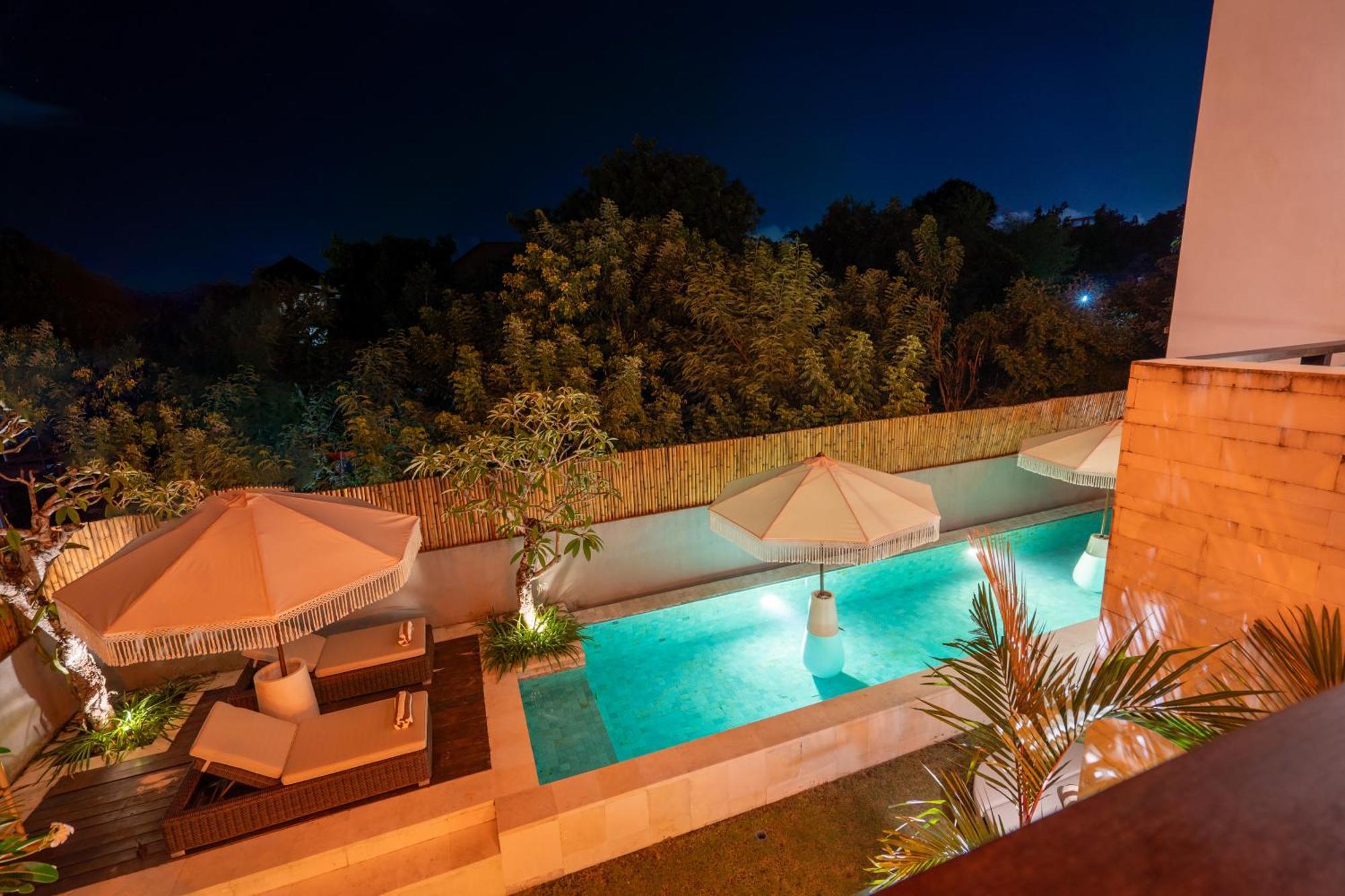Skyfall Luxury Beach Villa Нуса-Дуа Екстер'єр фото